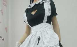 穿上女仆装居然害羞了