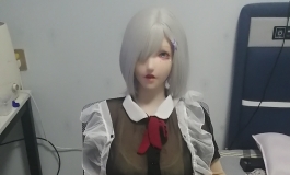 今天是渐变丝袜魅魔丽莎