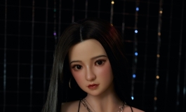 混夜店的小草莓,在家居然是乖乖女?