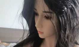 穿上性感睡裙，小倩更美了