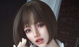清纯小妞