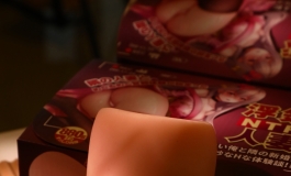 虽然不是大女体，但是感觉这组拍得还可以，欲！