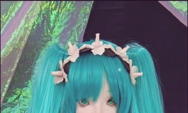 【魔族人形】女仆初音，游戏遐想变现实