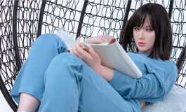 白白的大胸美女来啦！！