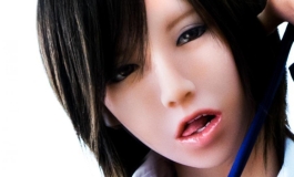 4woods日本娃娃"中性妆容"日仁美,体型Cutie