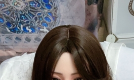 换新衣服拍几张看看
