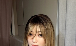 有一个身材娇小的女朋友是怎样体验？嘿嘿，接吻缺氧