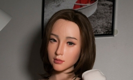 胸小亦风情-被挽留的琳娜-1