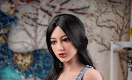 余流润翠微